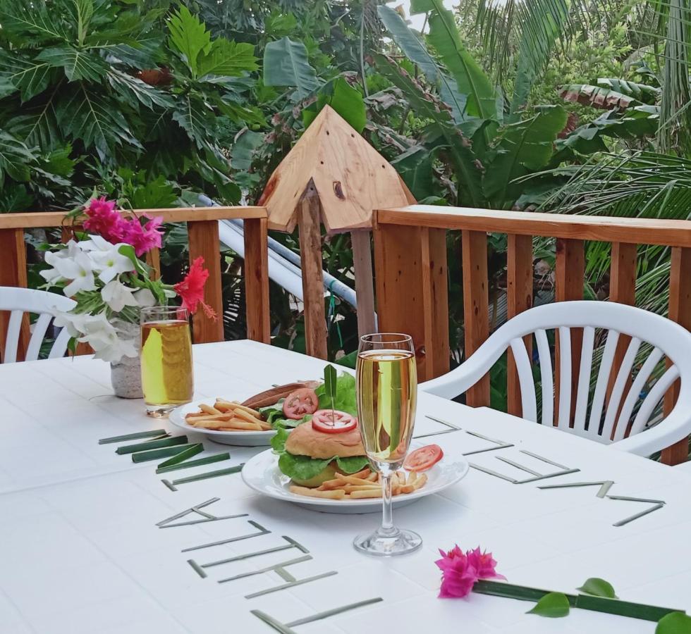 Maalhos Thila Inn Luaran gambar